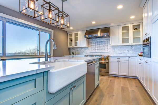 Cost of Farmhouse Sink Installation in Bakersfield