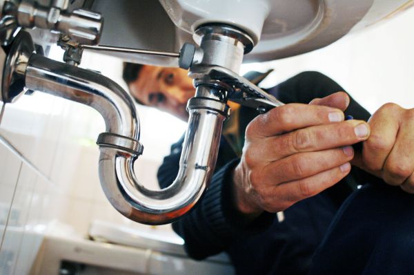 Cost of Bathroom Plumbing Service in Bakersfield