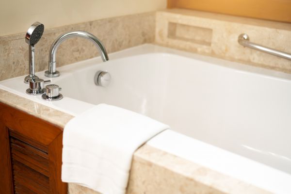Cost of Tub Faucet Repair in Bakersfield