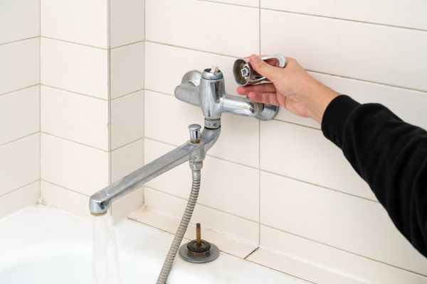 Cost of Shower Handle Repair in Bakersfield